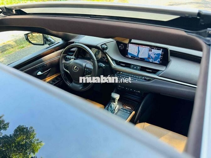 Lexus ES 2019 250 - 68 km
