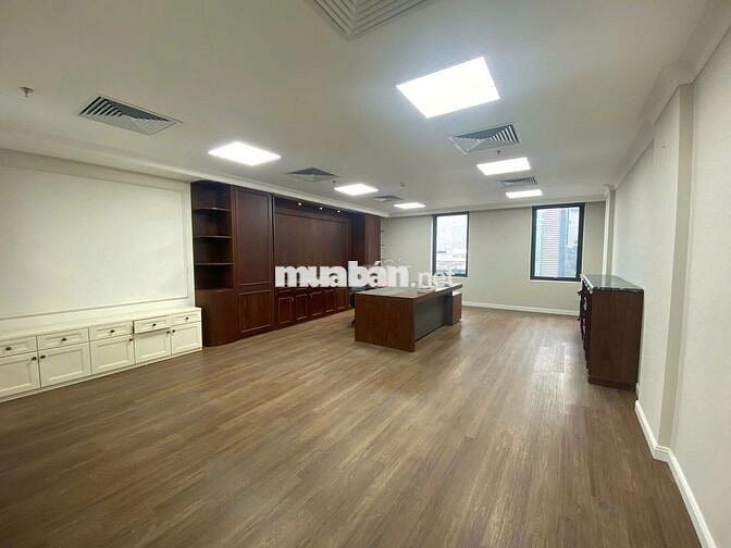 Sàn văn phòng 341m², mặt phố Tô Hiến Thành, giá 190tr