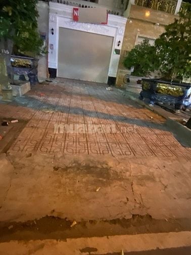 Cho thuê nhà mặt tiền Tên Lửa, P.B.T.Đông B, Q.BT giá 35tr 