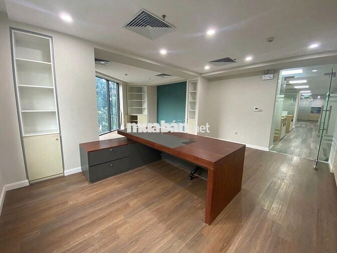 Sàn văn phòng 341m², mặt phố Tô Hiến Thành, giá 190tr