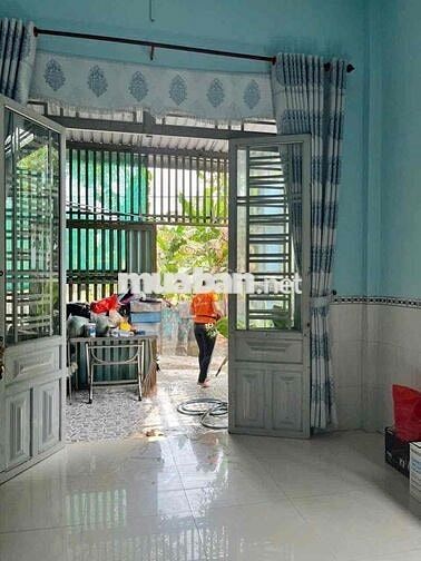 cho Thue nhà nguyen căn gần cty bonchen 2 p ngủ d xe hoi