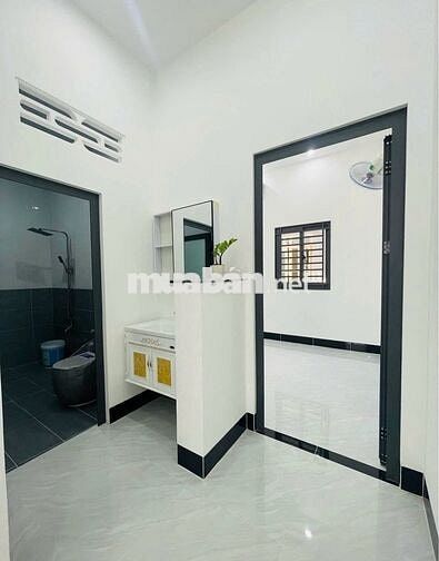 Cần bán lại gấp căn nhà hẻm oto Tân Hiệp Hóc Môn dt 72m2 chỉ 760 TRIỆU