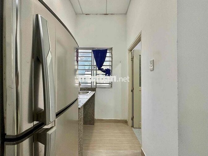 CHO THUÊ CĂN HỘ CỬA SỔ , 28m2 - NGAY TRẦN VĂN ĐANG , TOÀ NHÀ VIETTEL