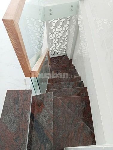 Mặt bằng cho thuê làm văn phòng, shop house.