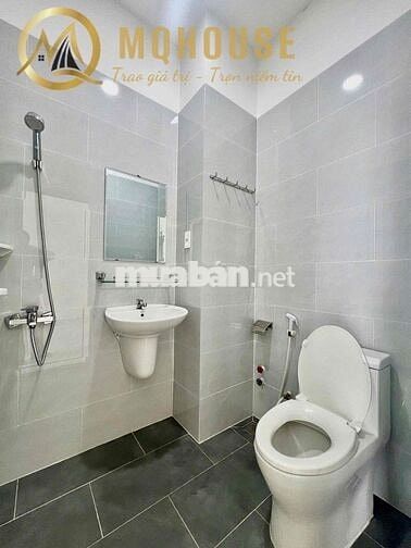 CĂN HỘ 1 PHÒNG NGỦ - BAN CÔNG NEW 100% NGAY TRUNG TÂM BÌNH THẠNH