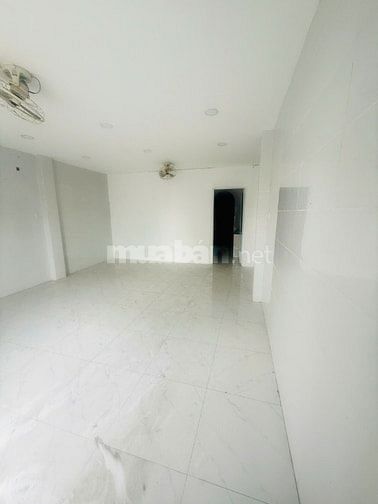 Mặt bằng cho thuê làm văn phòng, shop house.
