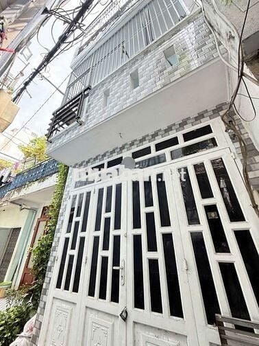 TÂN BÌNH - LÝ THƯỜNG KIỆT GIÁP Q10 3 TẦNG 2PN CHỈ 2,8TỶ TL