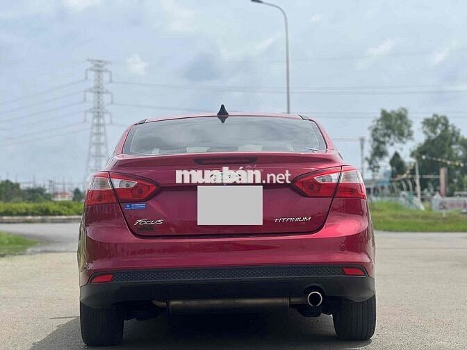 Ford Focus 2015 Titanium 2.0 AT - 102000 km