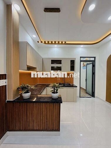 BÁN NHÀ SAT AOEN TÂN PHU XE HƠI ĐỖ CỬA GIÁ NHỈNH 6TY /65M