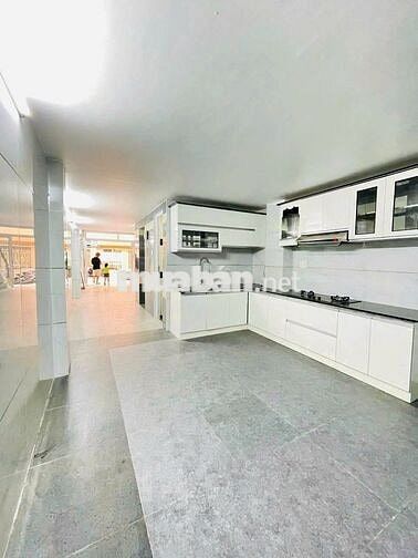 Nguyên căn MT cực đẹp Hồ Bá Kiện, 3 lầu thang máy 6PN giá tốt