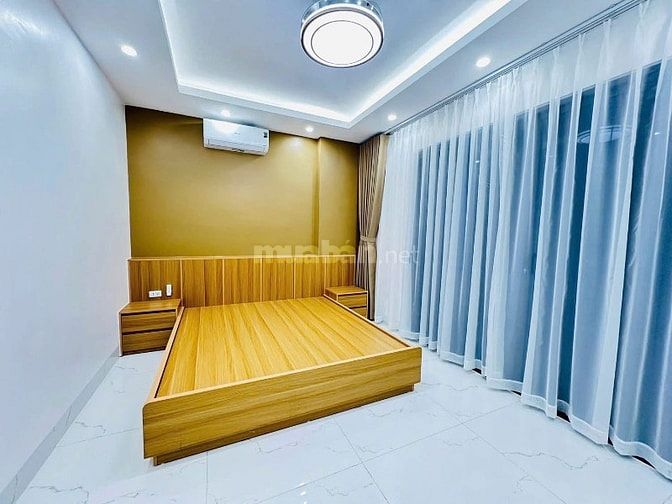 Xây mới! Hoàng Quốc Việt, 60m2 * 6T thang máy*5.1m 2 ngõ Ô tô tránh