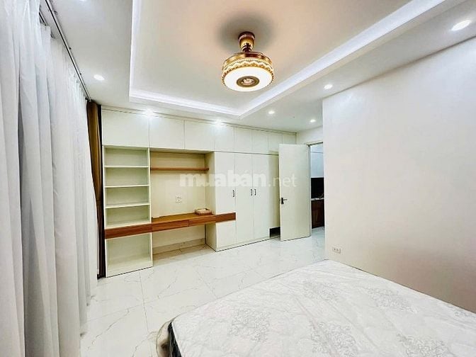 Xây mới! Hoàng Quốc Việt, 60m2 * 6T thang máy*5.1m 2 ngõ Ô tô tránh