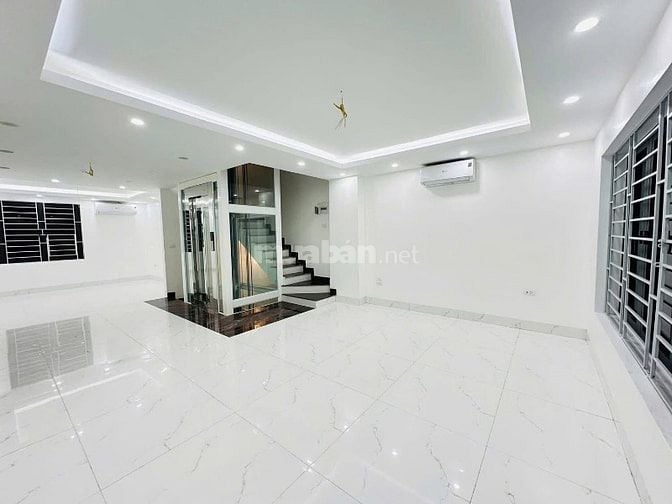 Xây mới! Hoàng Quốc Việt, 60m2 * 6T thang máy*5.1m 2 ngõ Ô tô tránh