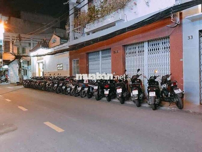 Sang nhượng mặt bằng cafe mặt tiền trung tâm quận 10 360m2