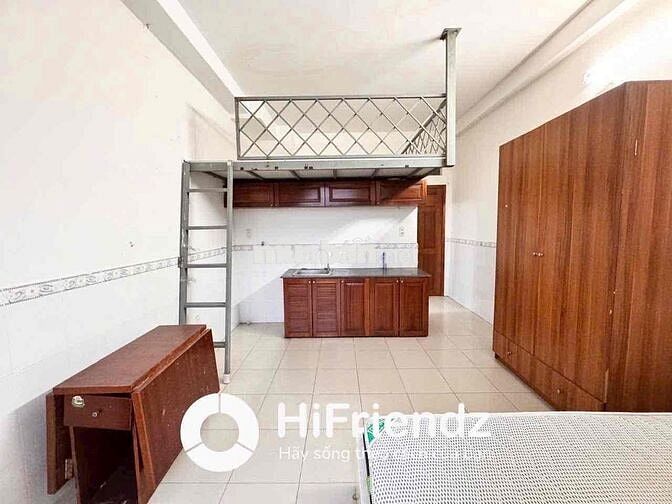 PHÒNG TRỌ BANCOL - CÓ GÁC , GIƯỜNG FULL NT KẾ BÊN AEON TÂN PHÚ - HUIT