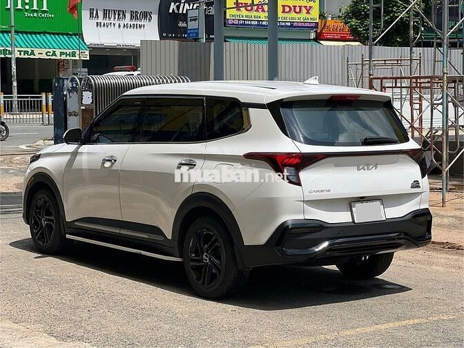 Kia Carens 2023 1.5G IVT - 32000 km nhiều option