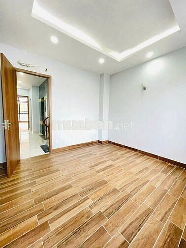 Nguyên căn MT cực đẹp Hồ Bá Kiện, 3 lầu thang máy 6PN giá tốt
