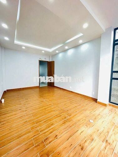 Nguyên căn MT cực đẹp Hồ Bá Kiện, 3 lầu thang máy 6PN giá tốt