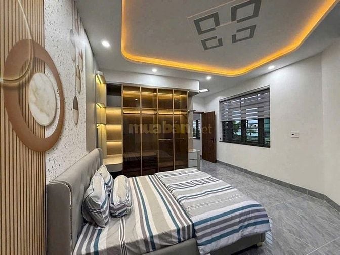 CẦN BÁN NHÀ KHU VỰC LÀNG ĐAIH HỌC QUỐC GIA HỒ CHÍ MINH