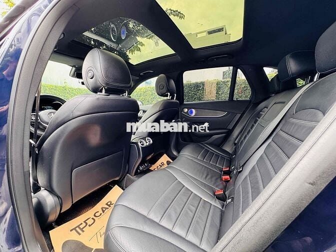 GLC300 4MATIC - 33000 KM XANH CAVANSITE