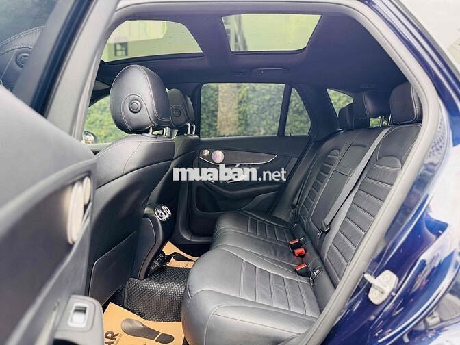 GLC300 4MATIC - 33000 KM XANH CAVANSITE