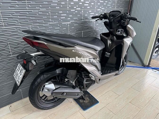 Honda Vario 150 date 2021 Vàng Cát Bs Sài Gòn
