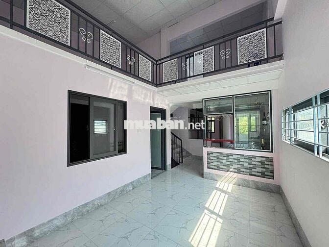 NHÀ nghĩ dưỡng view sông mát mẻ, giáp trung tâm TPVL 5p xe máy