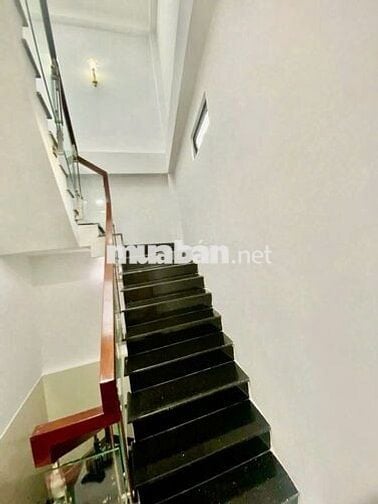 HẺM OTO QUAY ĐẦU - TÂN PHÚ - 2 LẦU+ST - NGANG 4MX7,5M - CHỈ HƠN 4 TỶ