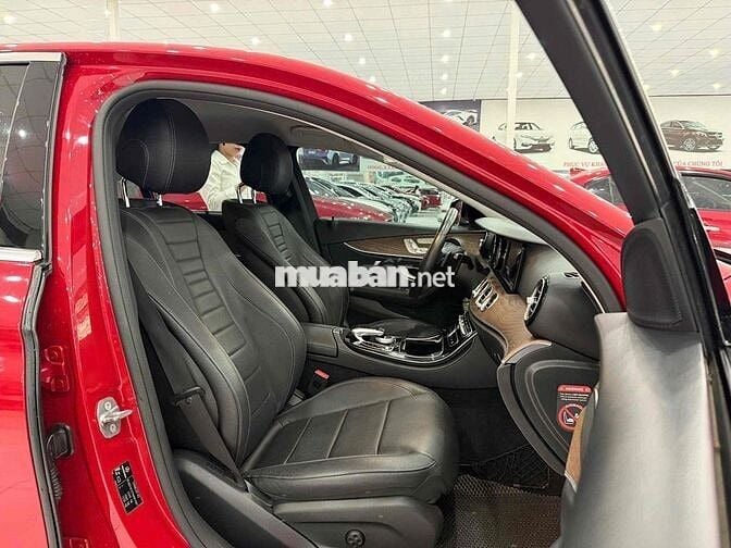 Mercedes Benz E Class 2017 E200 - 59000 km