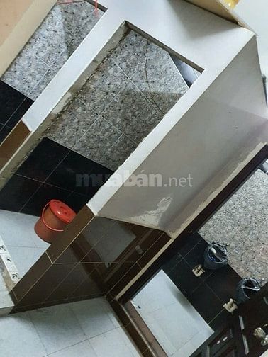 Cho thuê nhà mặt tiền đường 3/2,P.16, Q.11 giá 24tr