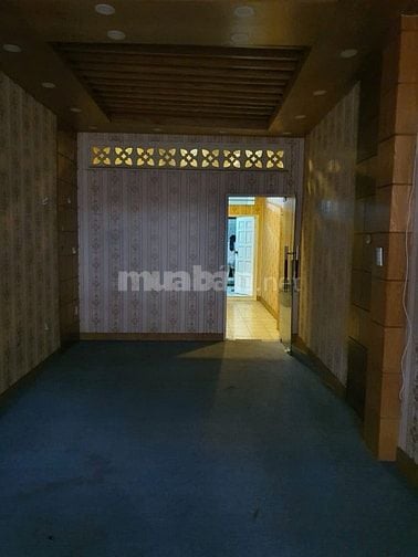 Cho thuê nhà mặt tiền đường 3/2,P.16, Q.11 giá 24tr
