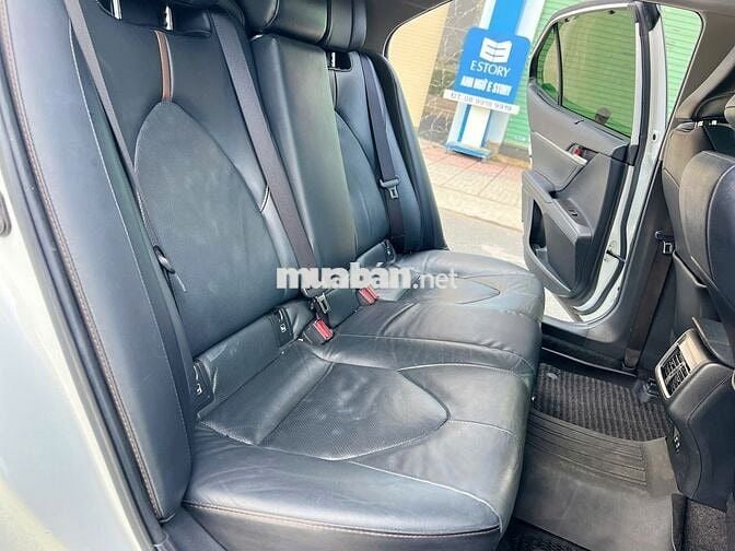 Toyota Camry 2021 2.5Q - 66000 km