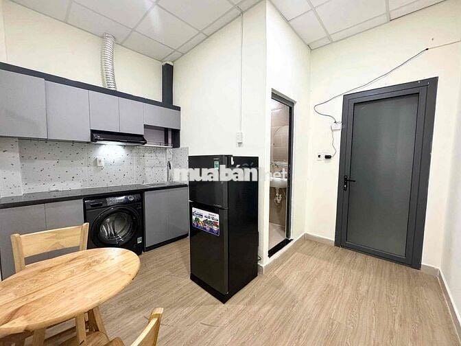 [Quận 3 ] CĂN HỘ LỚN 60m2 - TÁCH BẾP TRỆT - SÂN SAU