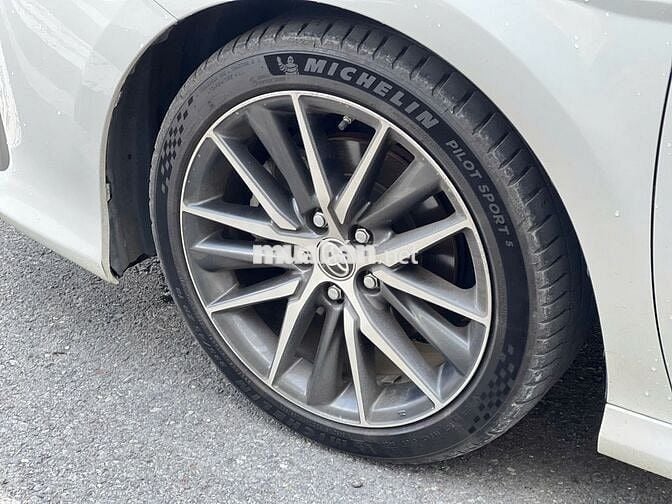 Toyota Camry 2021 2.5Q - 66000 km