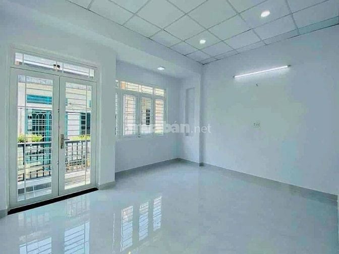 Nhà mặt đường kinh doanh 55,2m2 giá 3 tỷ 850 triệu Gò vấp có shr 