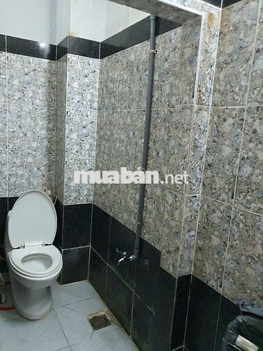 Cho thuê nhà mặt tiền đường 3/2,P.16, Q.11 giá 24tr