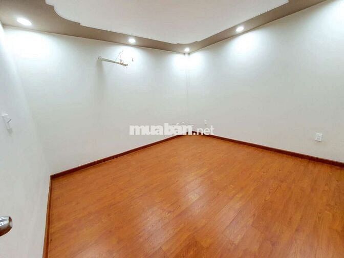 NHÀ ĐẸP, 5X25, HẺM X.TẢI, 1TRỆT 1LẦU, 3PN 2WC