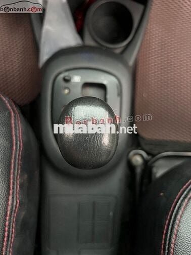 Toyota Yaris 1.3 AT 2010