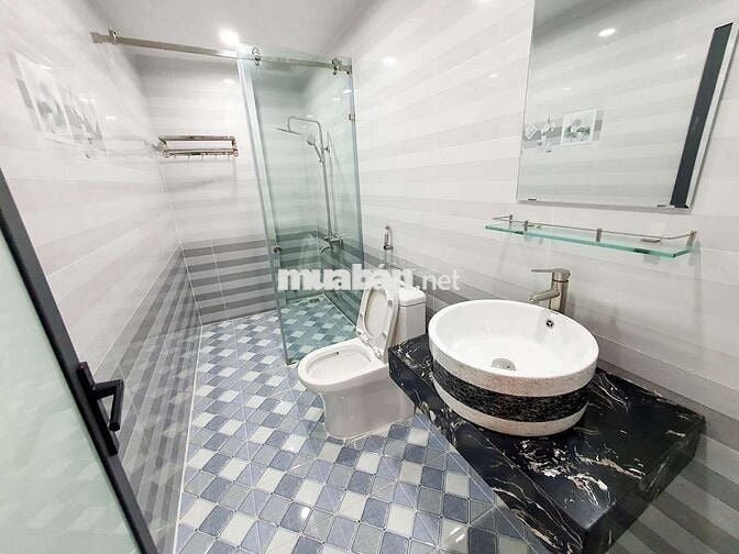 NHÀ ĐẸP, 5X25, HẺM X.TẢI, 1TRỆT 1LẦU, 3PN 2WC