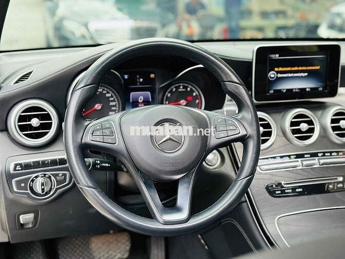 Mercedes Benz GLC 300 AMG 4MATIC  Model 2017