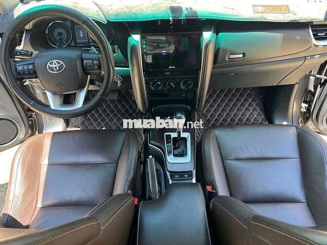Toyota Fortuner 2018 2.4G 4x2 - 132000 km