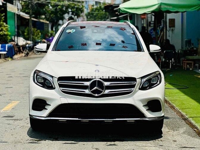 Mercedes Benz GLC 300 AMG 4MATIC  Model 2017