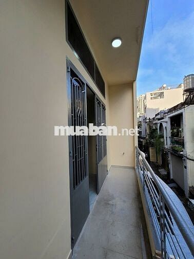 Nhà riêng 392/8/** Đường Cao Thắng, Quận 10, 14 triệu, 64m sử dụng