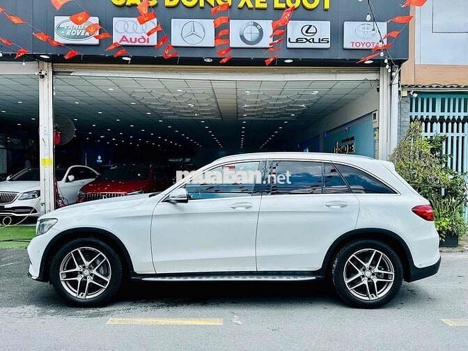 Mercedes Benz GLC 300 AMG 4MATIC  Model 2017