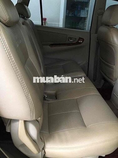 Xe Innova rất đẹp,xe gia đình sử dụng