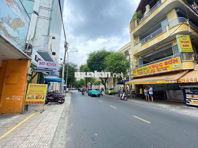MẶT TIÊN LỚN 13MX23M SÀN 300M2 CHỈ 130 TRIỆU NGUYỄN TRÃI - NGÔ QUYỀN
