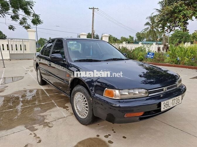 Honda Accord 1992 2.0 MT - 50000 km