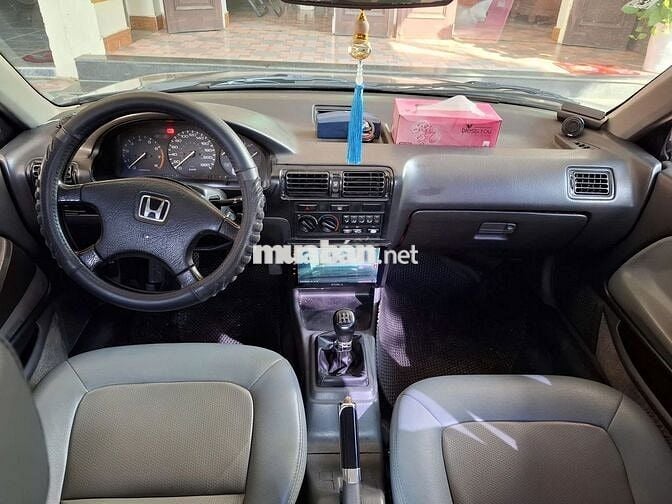 Honda Accord 1992 2.0 MT - 50000 km