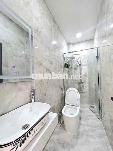 Chủ gấp bán căn nhà tại Bình Thạnh