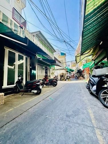Nhà Nguyễn Cảnh Chân Q1, diện tích 48m2 (4m*12m) SHR, đường 6m thông 